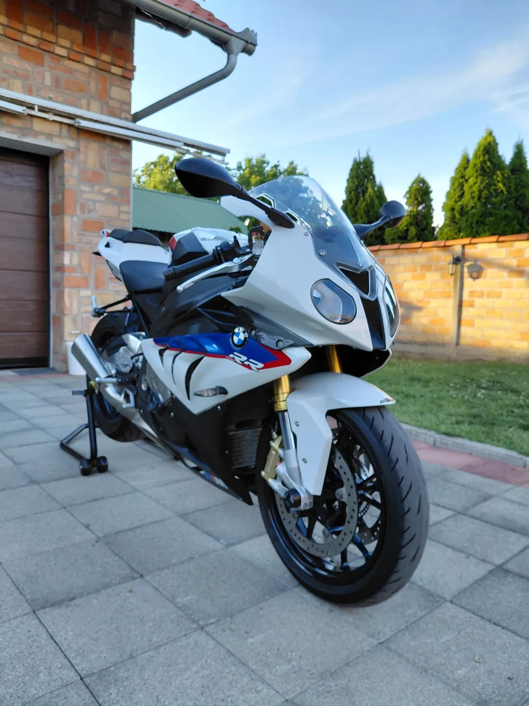 BMW S 1000 RR