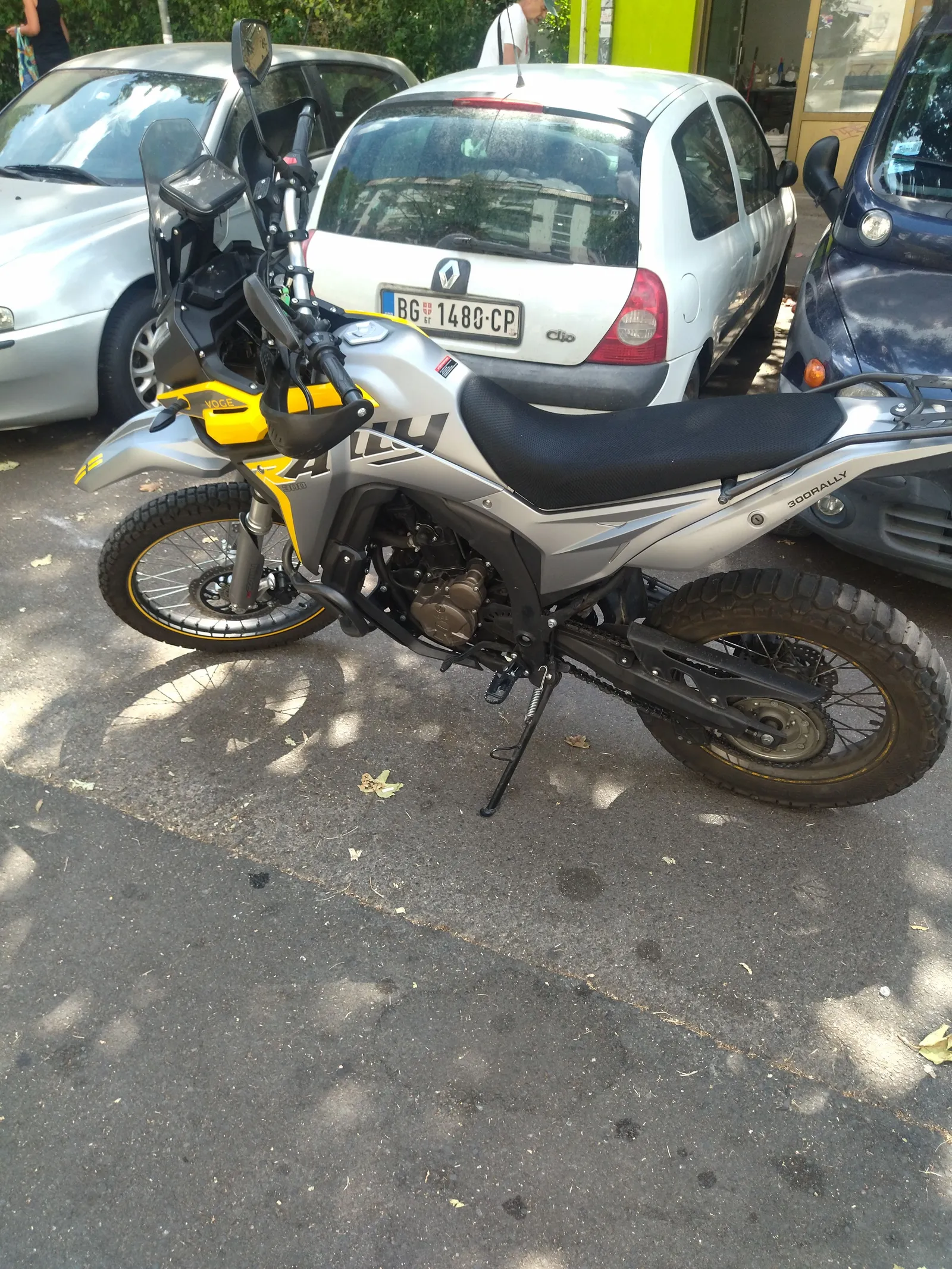 VOGE 300 rally