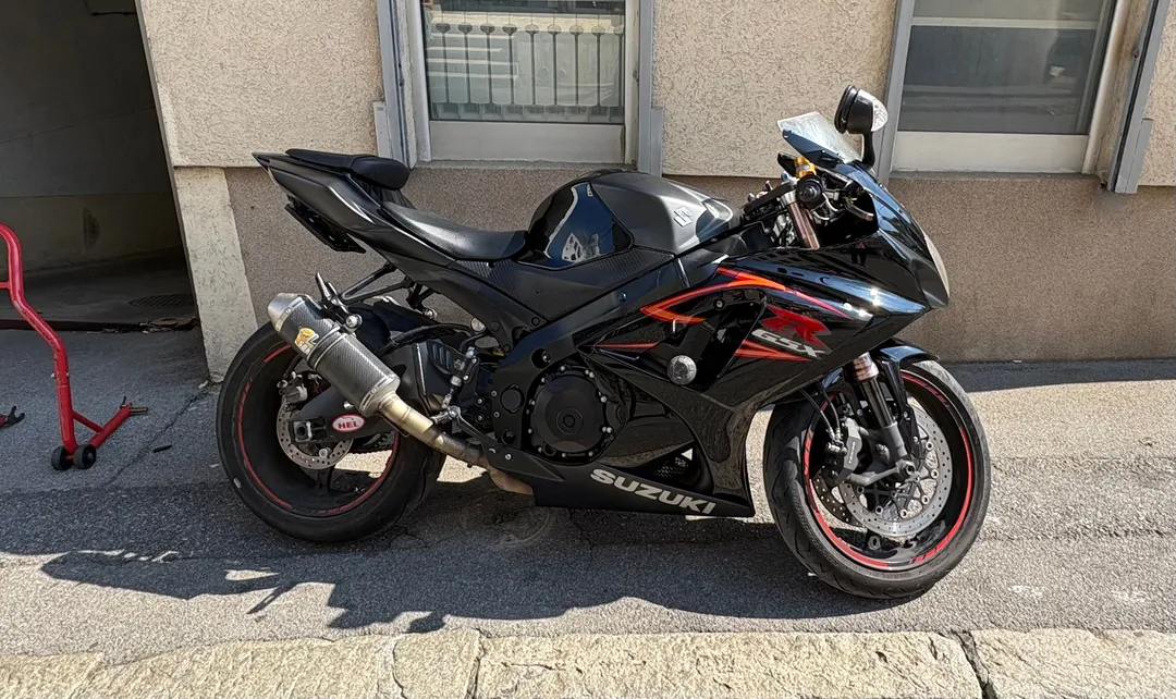 SUZUKI GSX-R1000