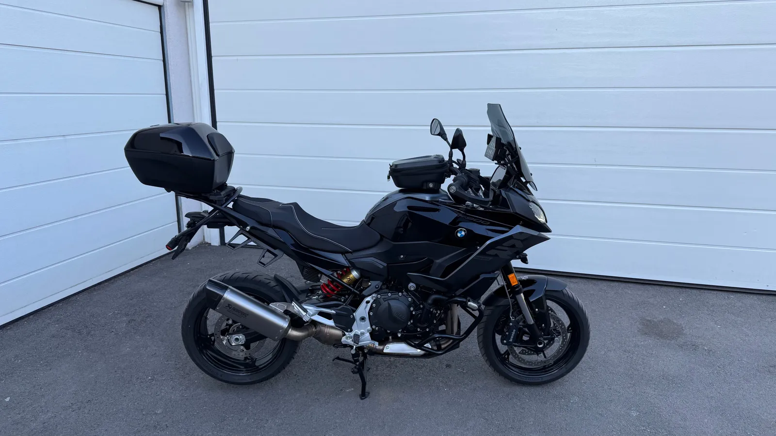BMW F 900 XR