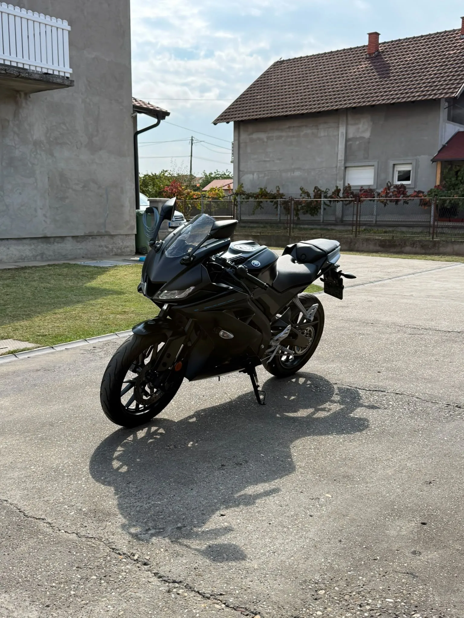 YAMAHA R125