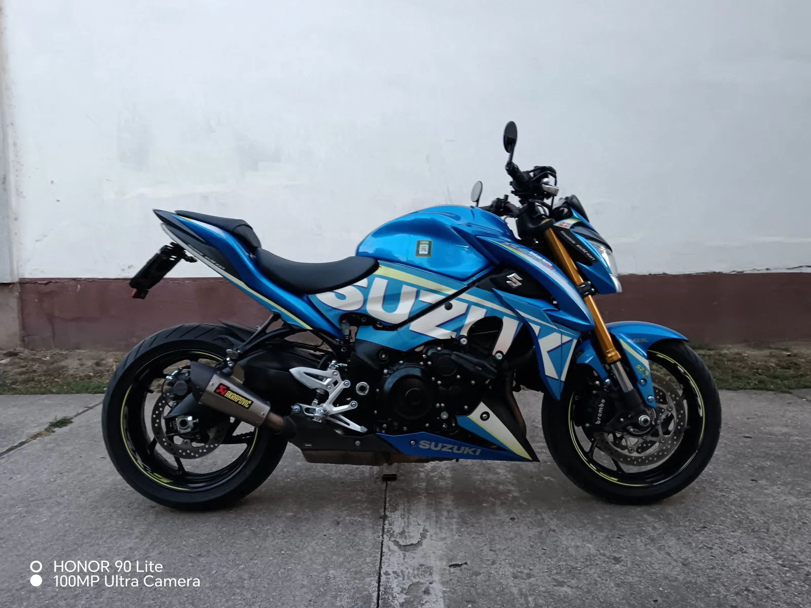 SUZUKI GSX-S1000 ABS