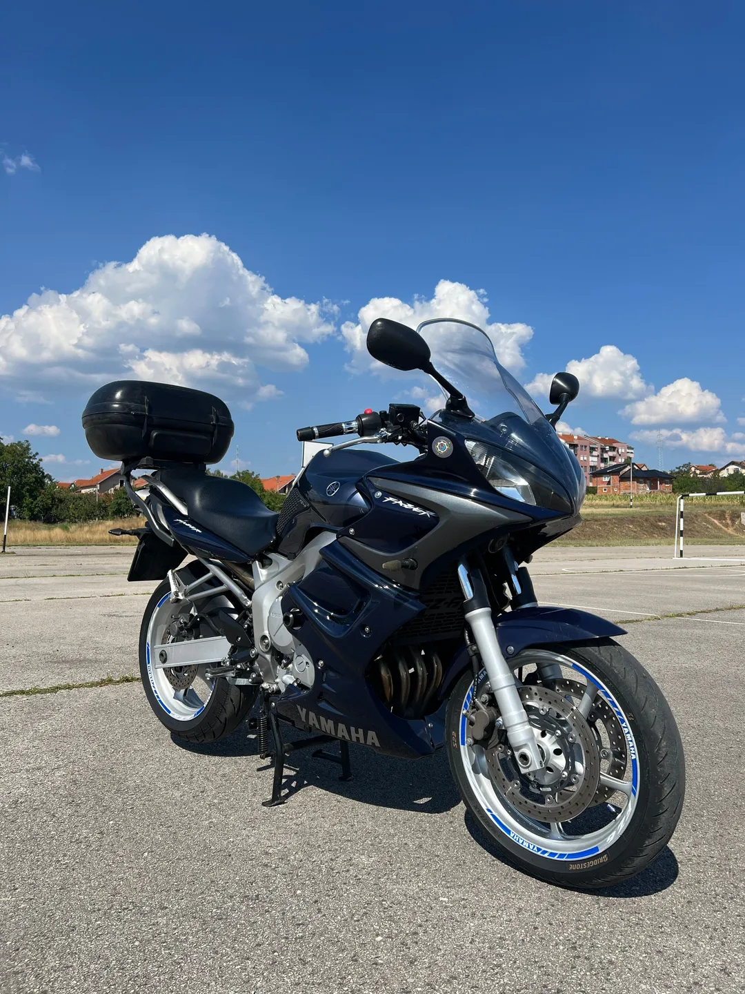 YAMAHA FZ-6S Fazer
