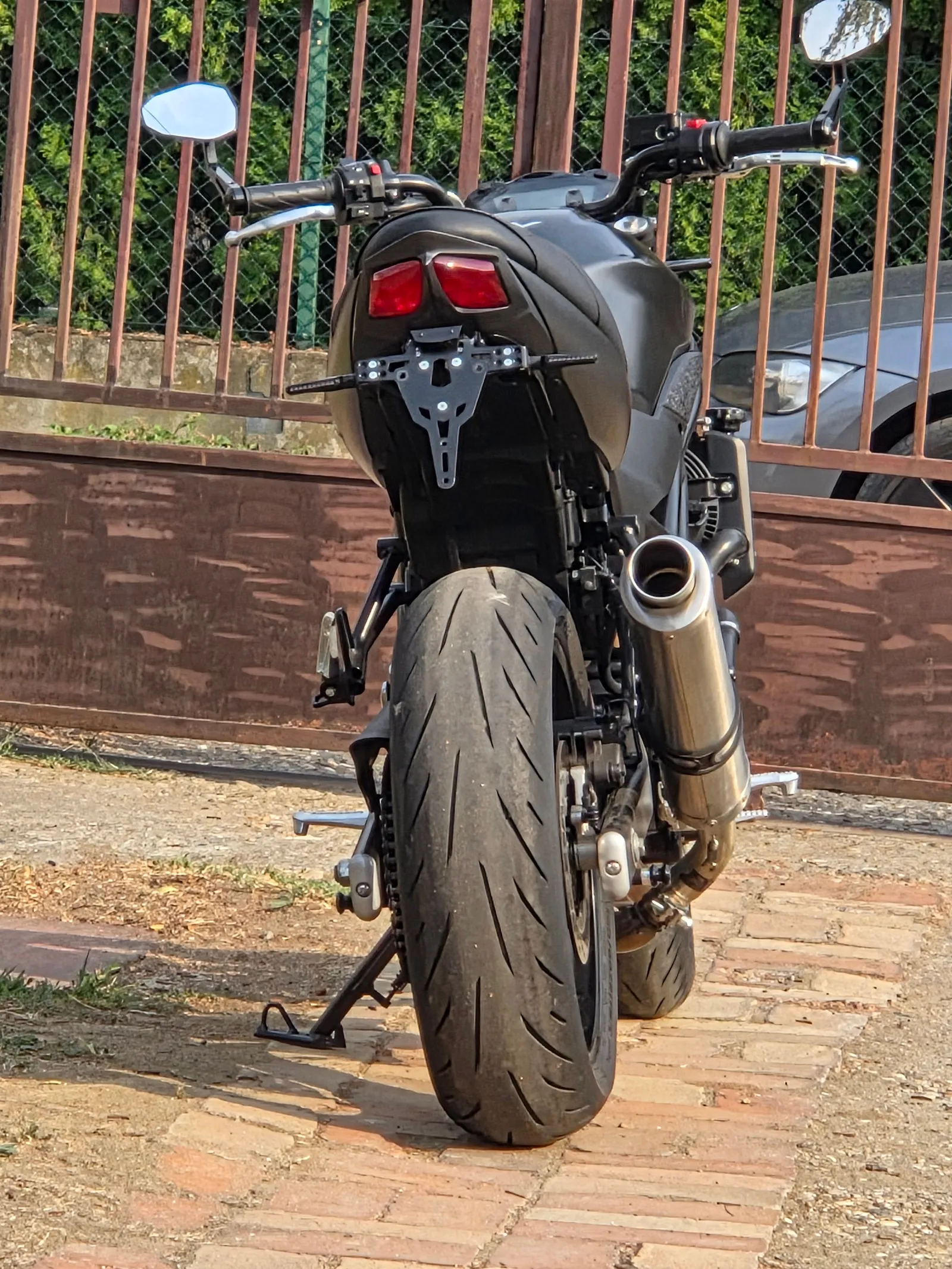 SUZUKI SV650
