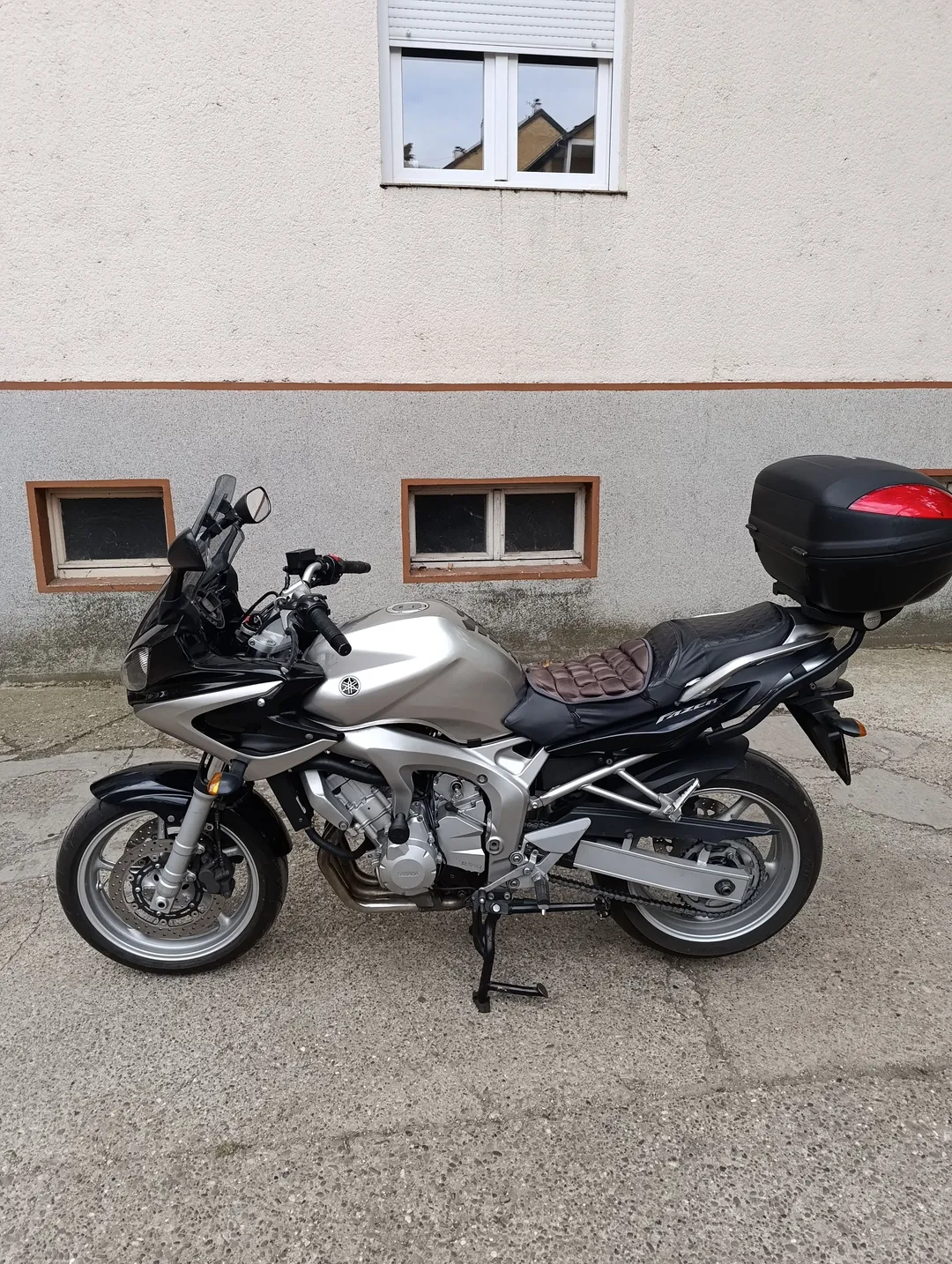 YAMAHA FZ600 Fazer