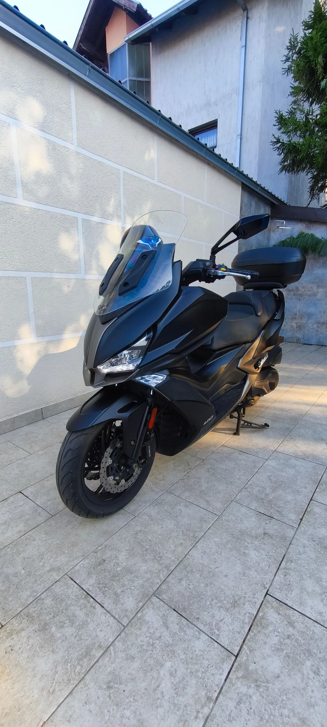 KYMCO Xciting 400i