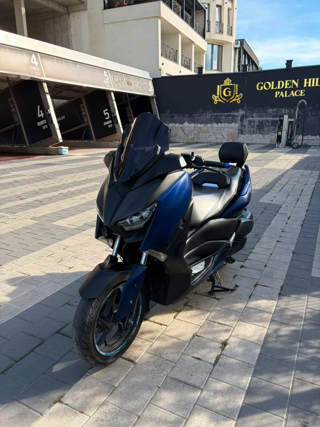 YAMAHA XMAX 300