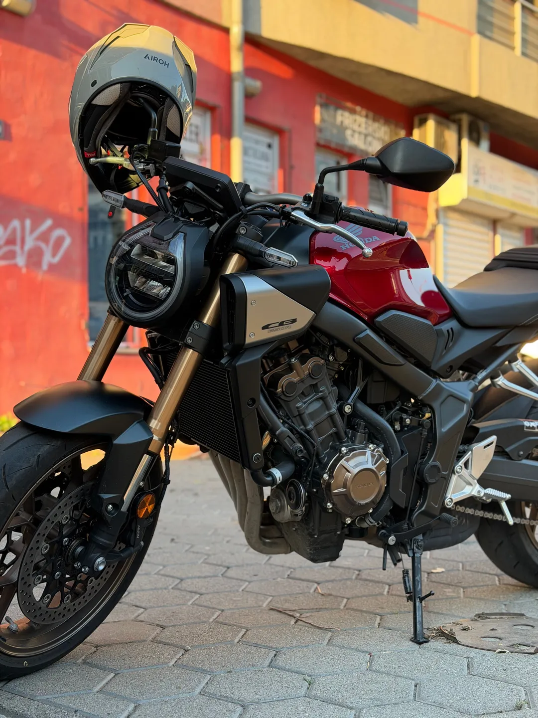 HONDA CB650R