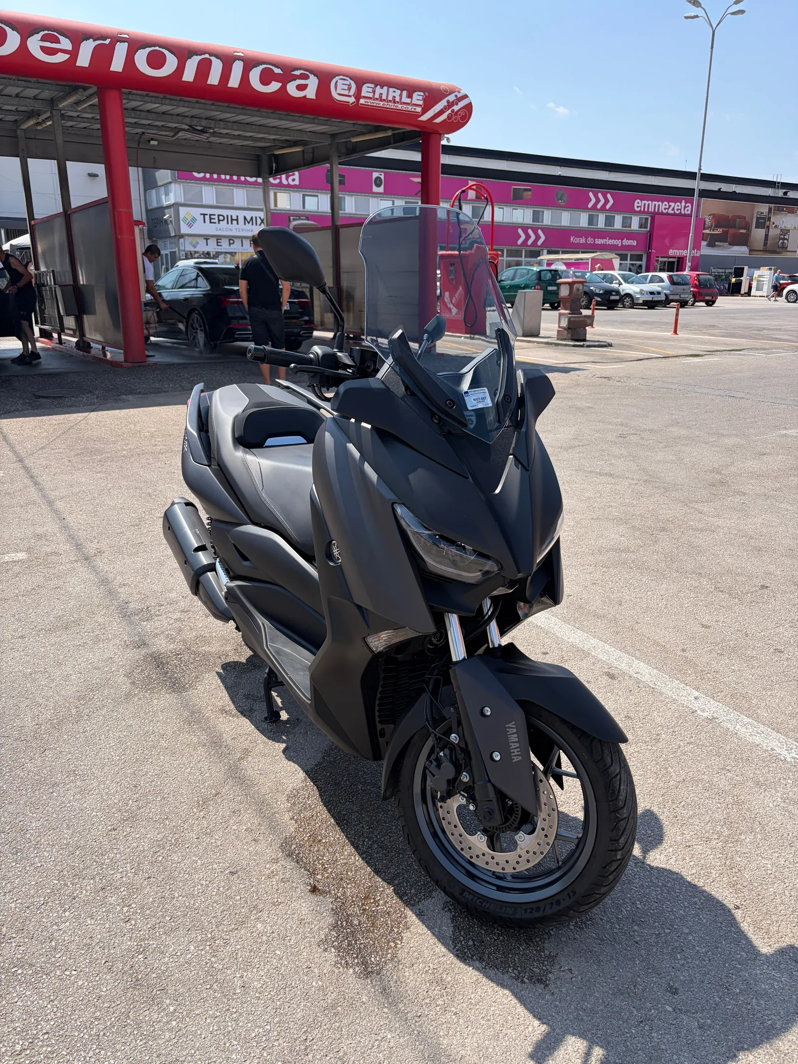 YAMAHA XMAX 300
