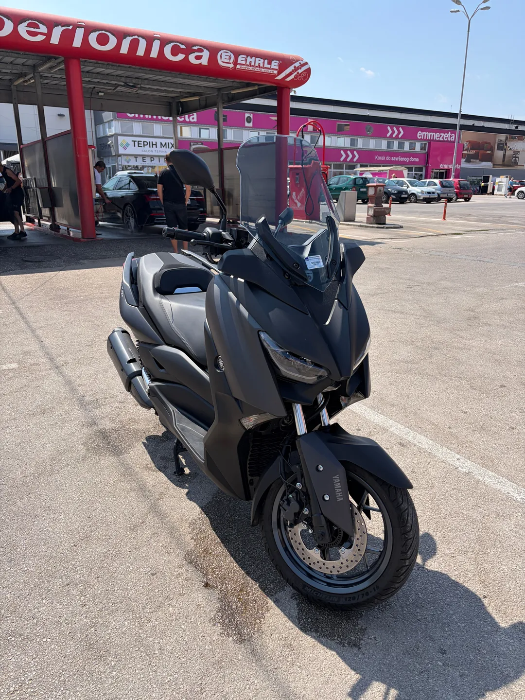 YAMAHA XMAX 300