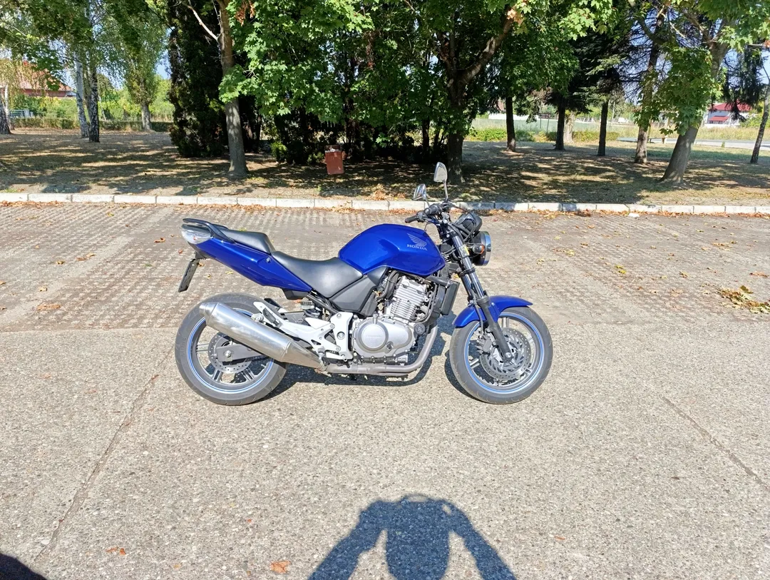 HONDA CBF500