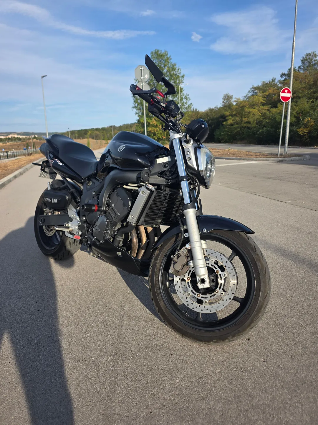 YAMAHA FZ6