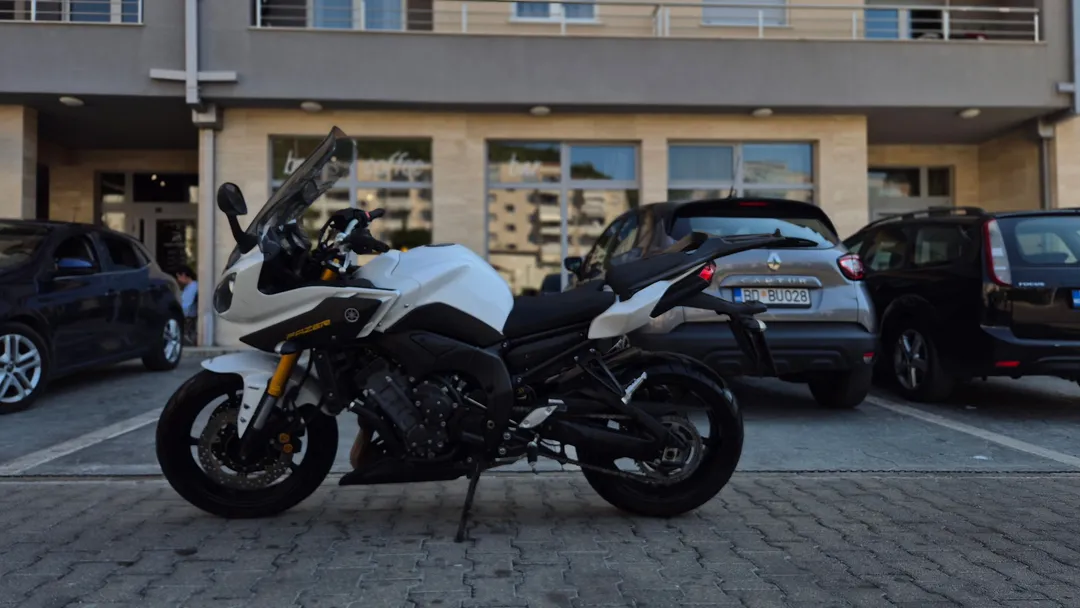 YAMAHA FZ8 Fazer