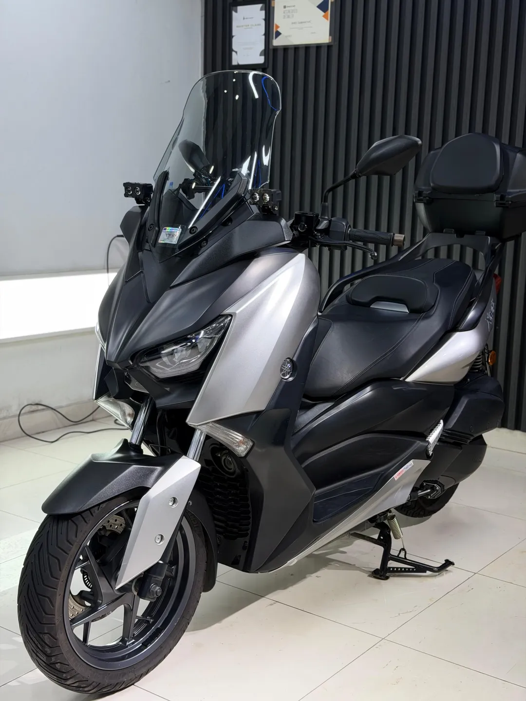 YAMAHA XMAX 300
