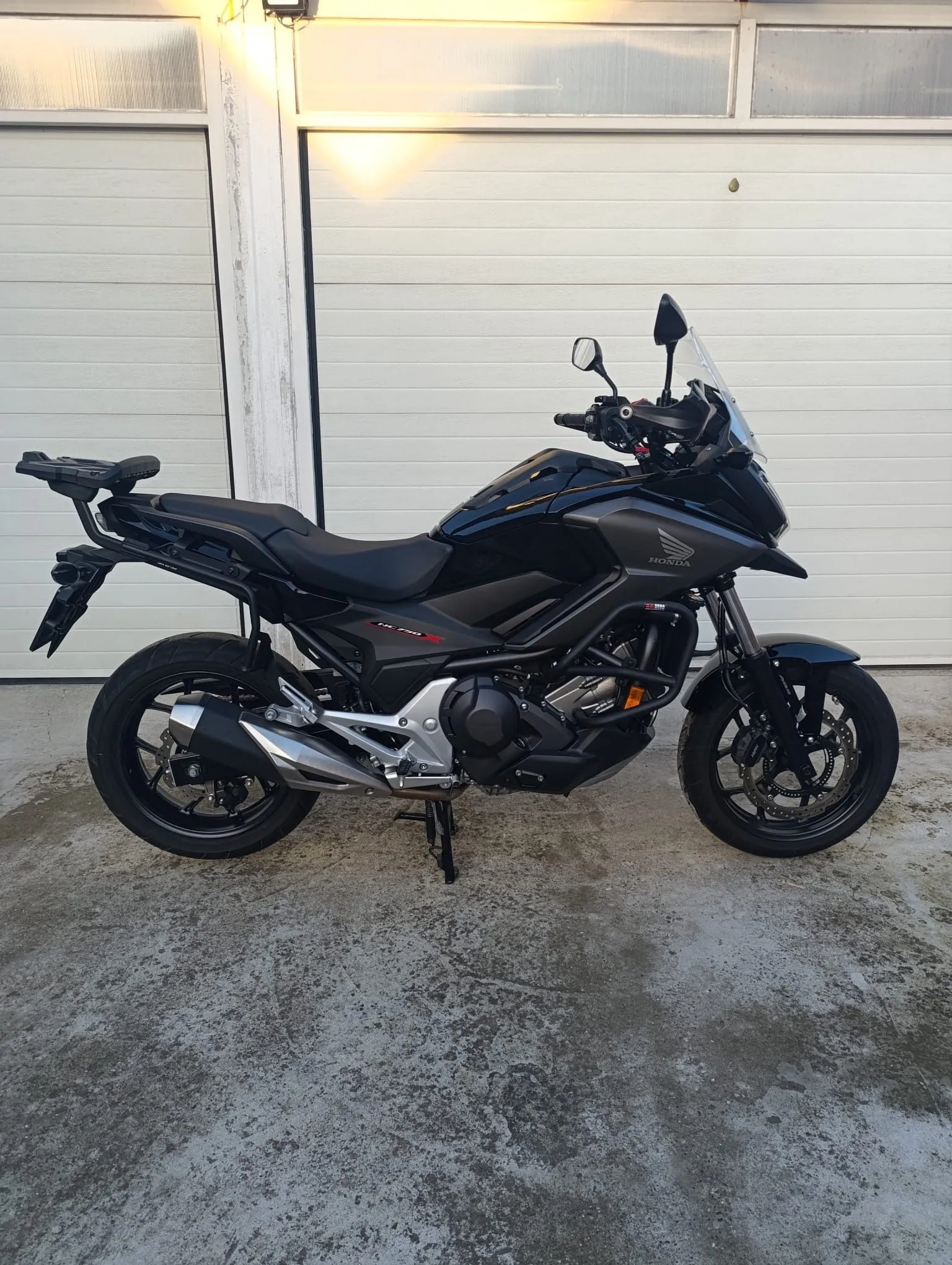 HONDA NC750X DCT