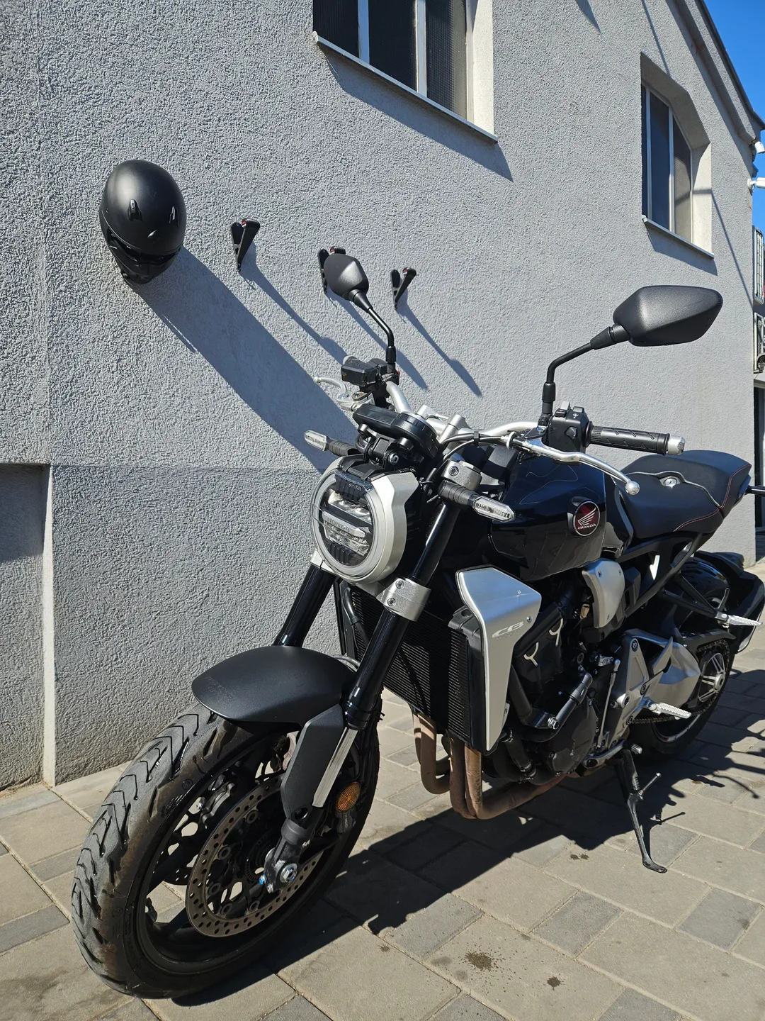 HONDA CB1000R