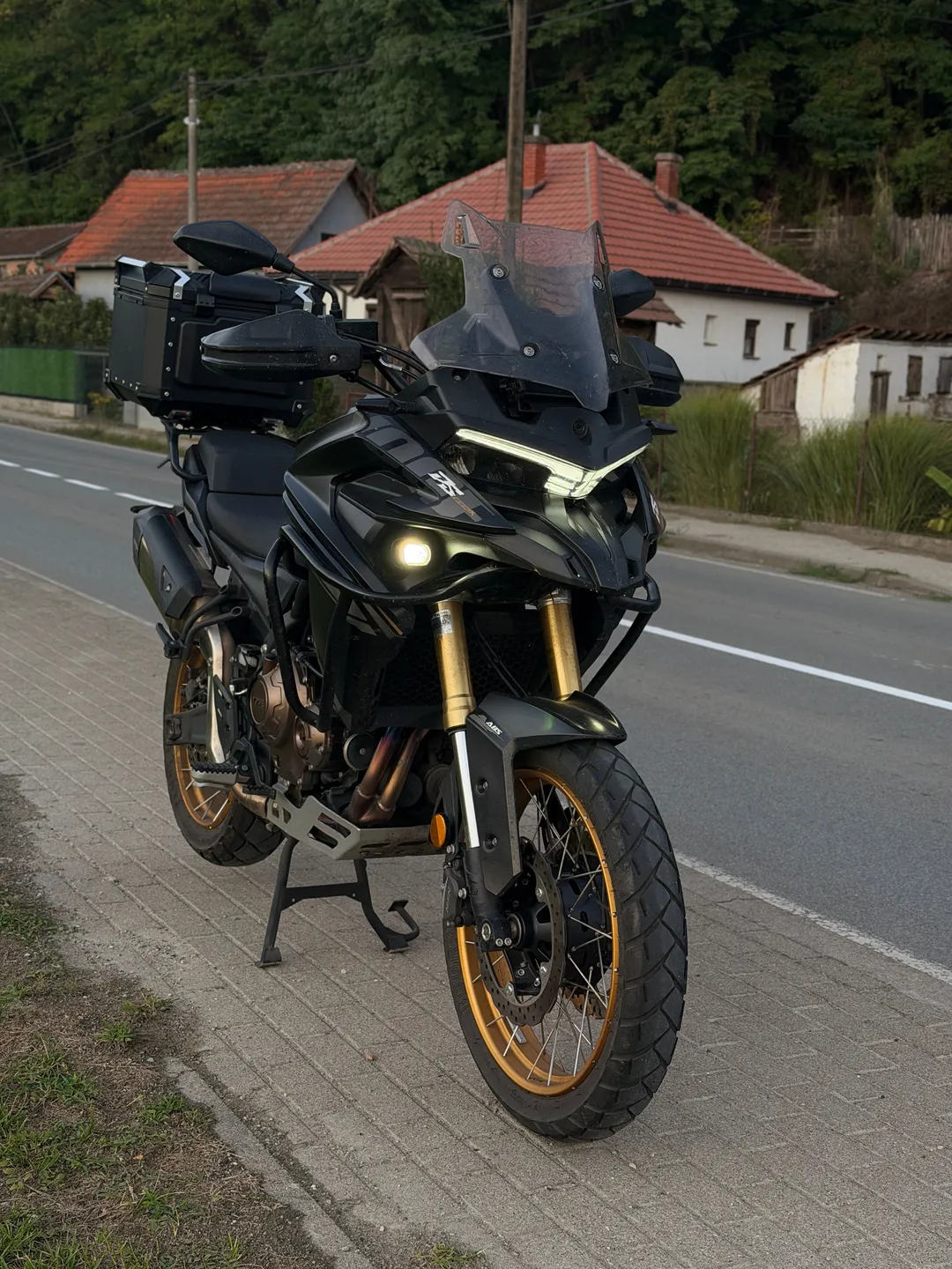 VOGE DS625X
