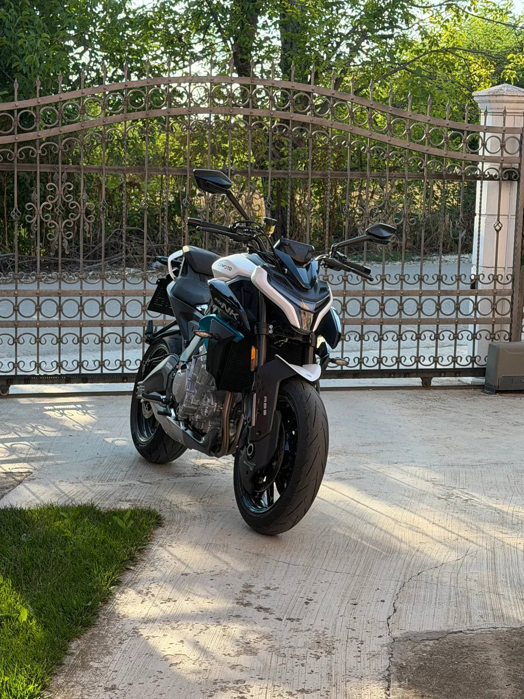 CFMOTO 675 NK