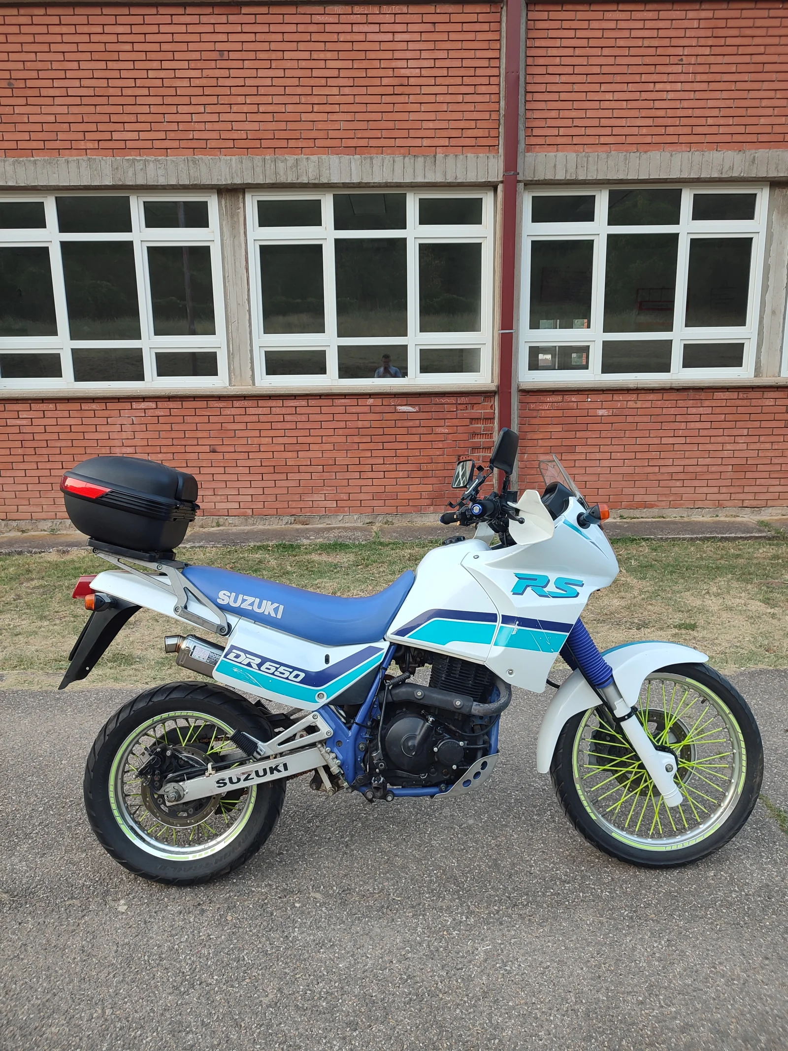 SUZUKI DR650 RS