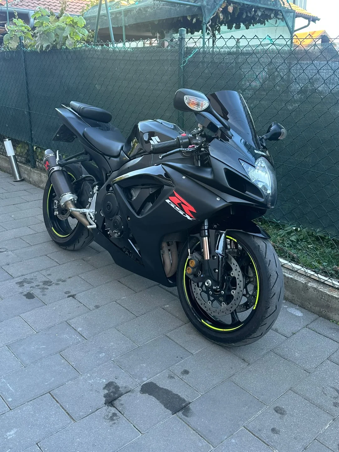 SUZUKI GSX-R750