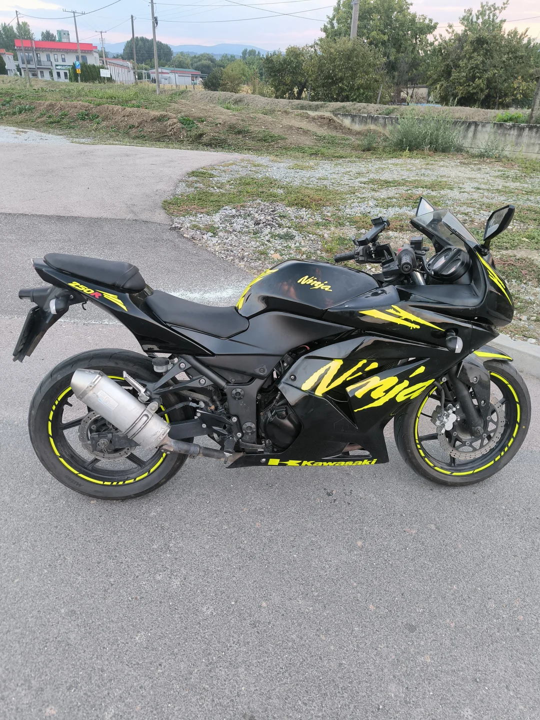 KAWASAKI Ninja 250R