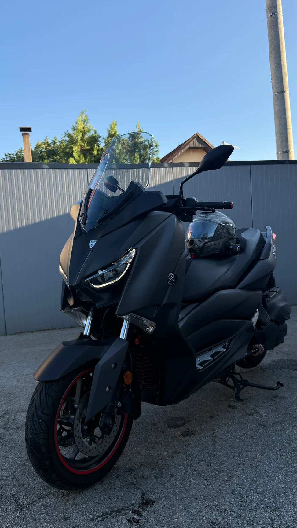 YAMAHA XMAX 400