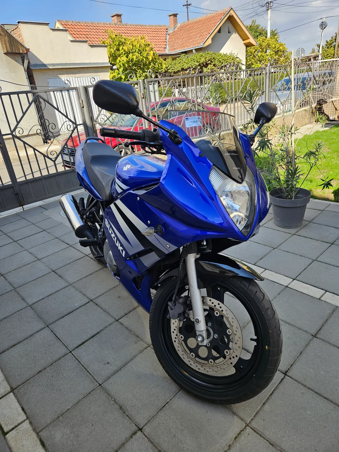 SUZUKI GS500F