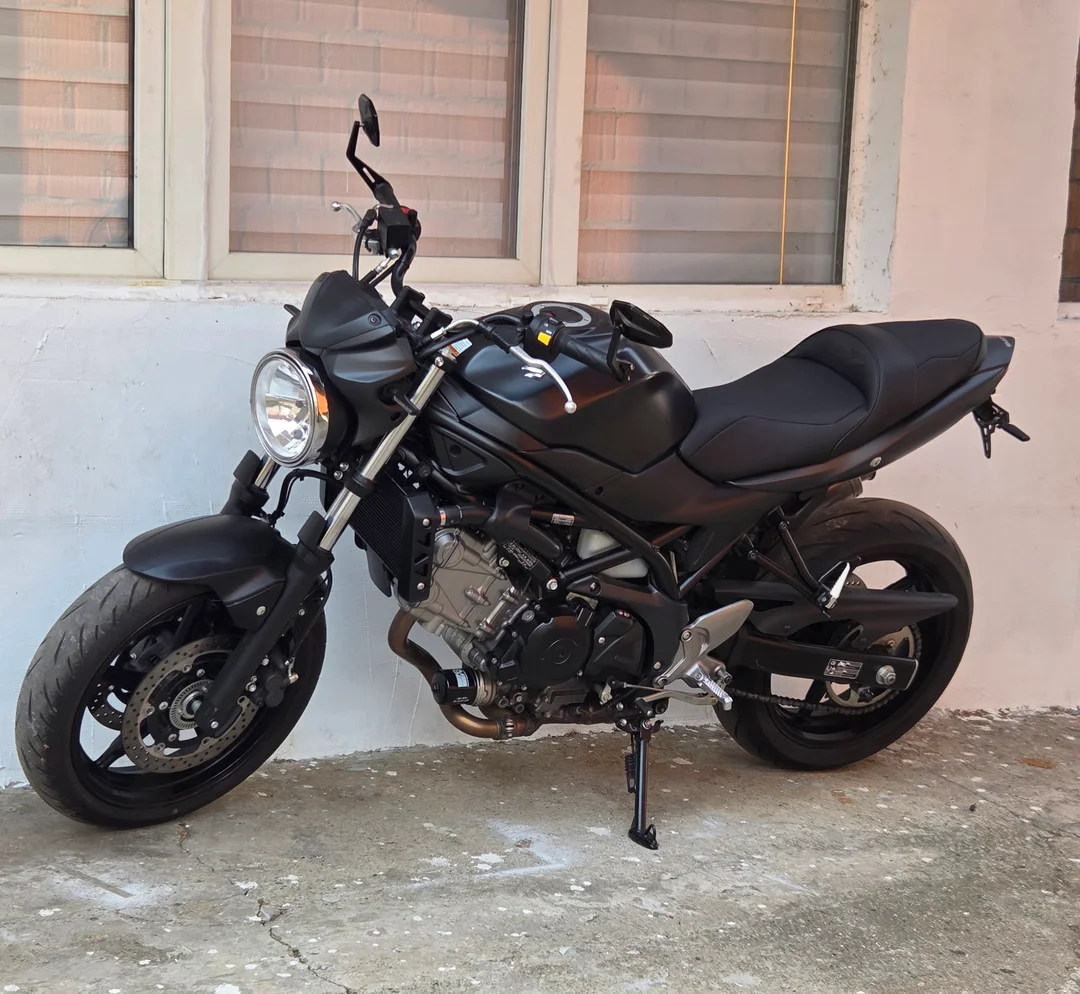 SUZUKI SV650