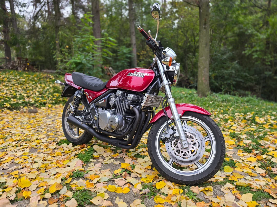 KAWASAKI Zephyr 550