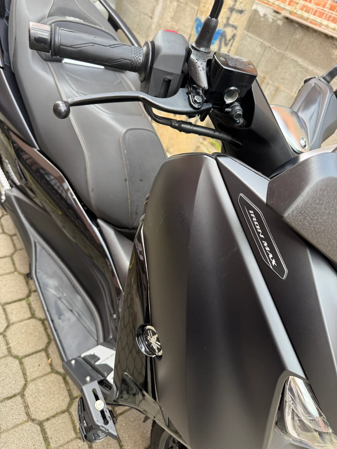 YAMAHA XMAX 300