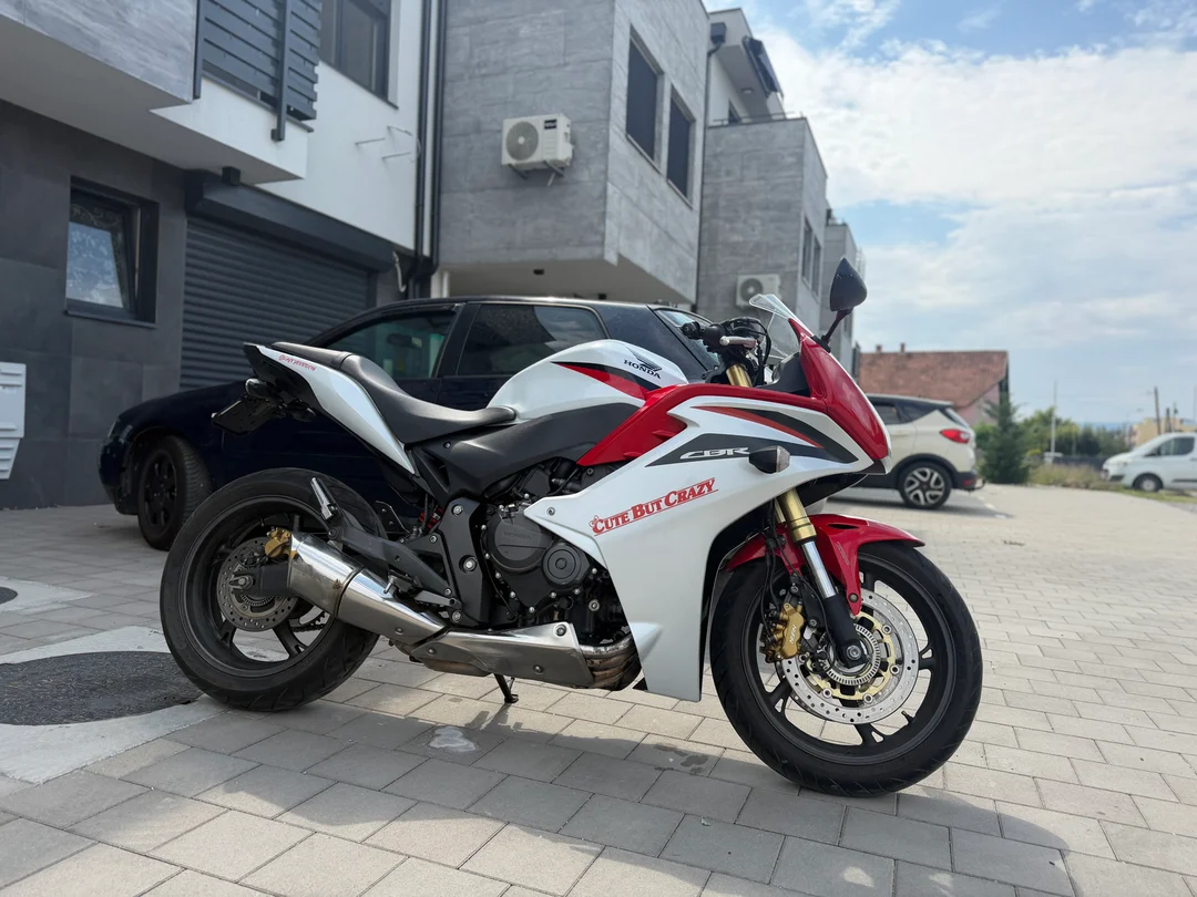 HONDA CBR600F