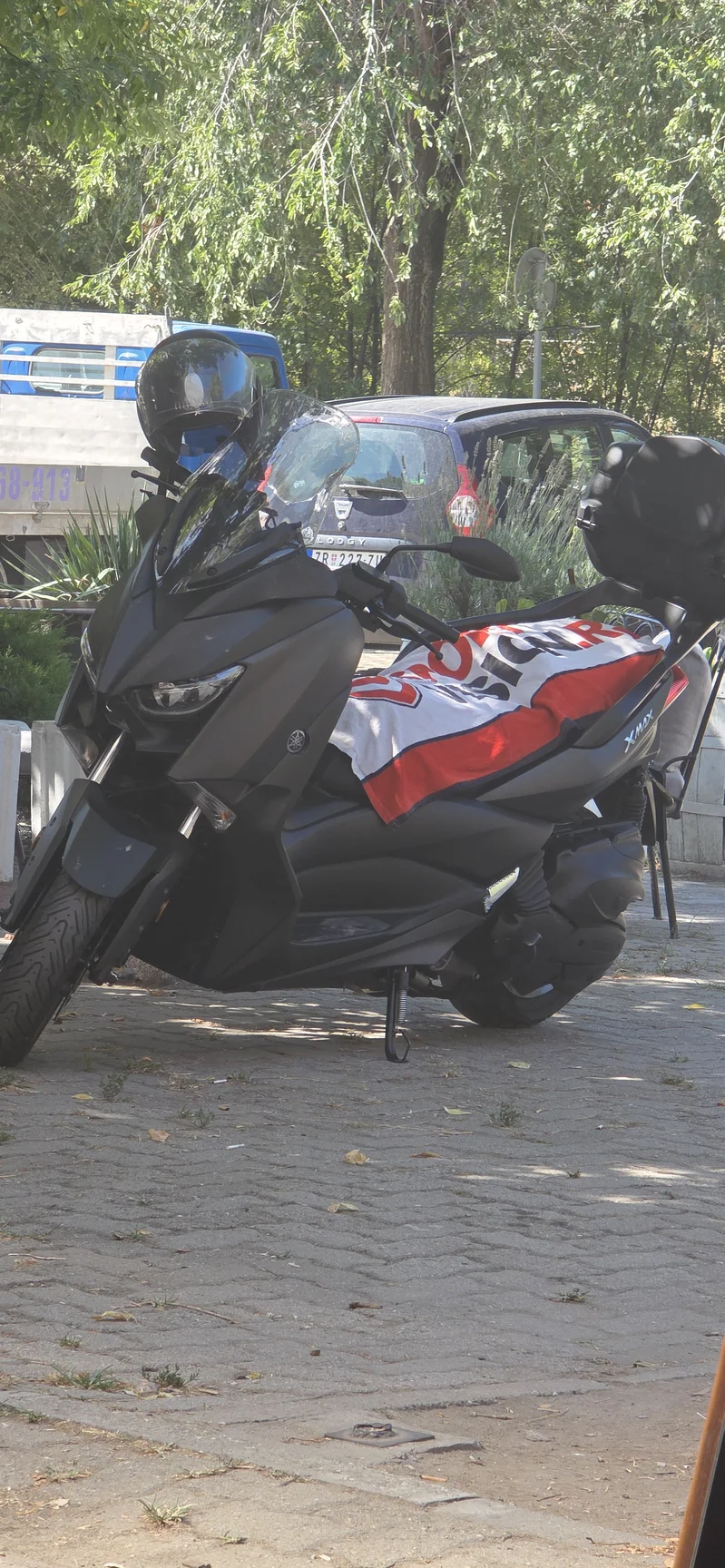 YAMAHA XMAX 400