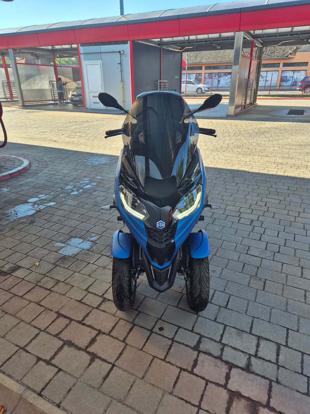 PIAGGIO MP3 310 Sport